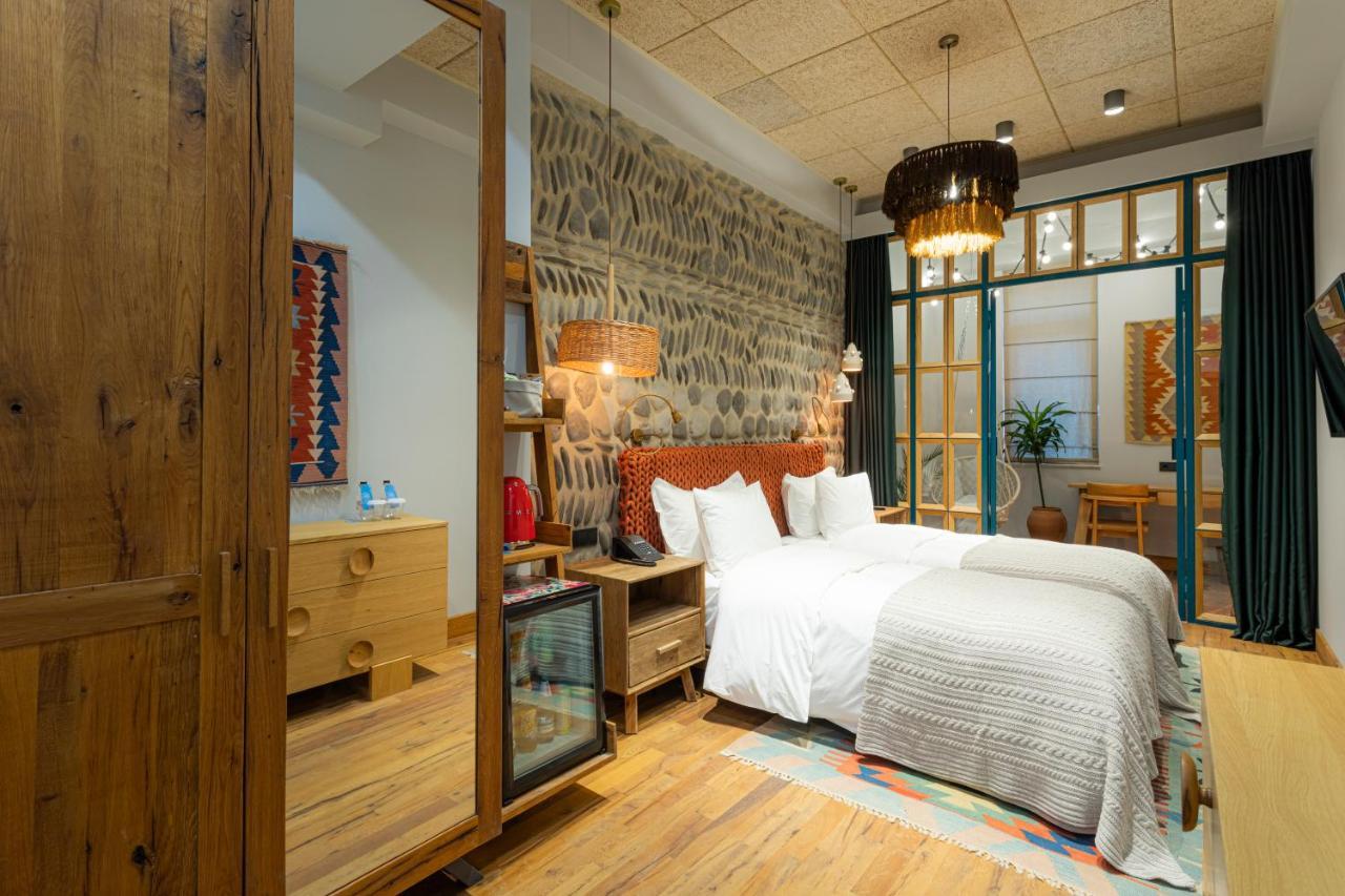 Khedi Hotel Tbilisi Buitenkant foto