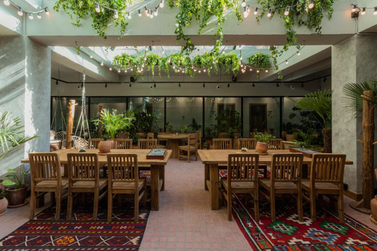 Khedi Hotel Tbilisi Buitenkant foto