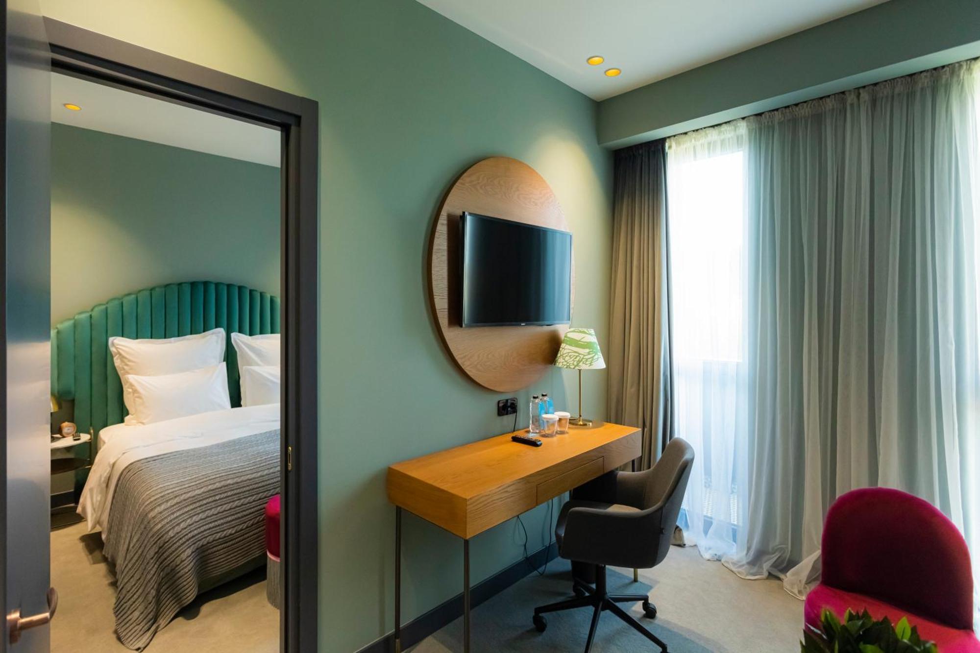 Khedi Hotel Tbilisi Buitenkant foto